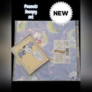 Vintage Hallmark Snoopy Peanuts box thank you cards and 2 gift wraps